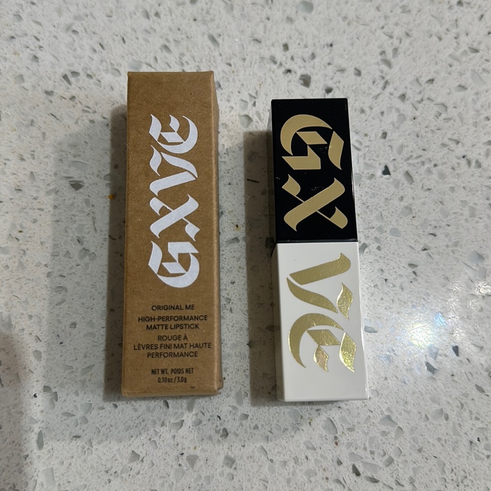 GXVE BY GWEN STEFANI LIPSTICK